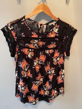 Daniel Rainn Black Floral Lace Pintuck Blouse Size Medium